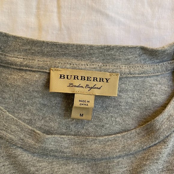 Burberry T-Shirt, Size Medium - Picture 3 of 4